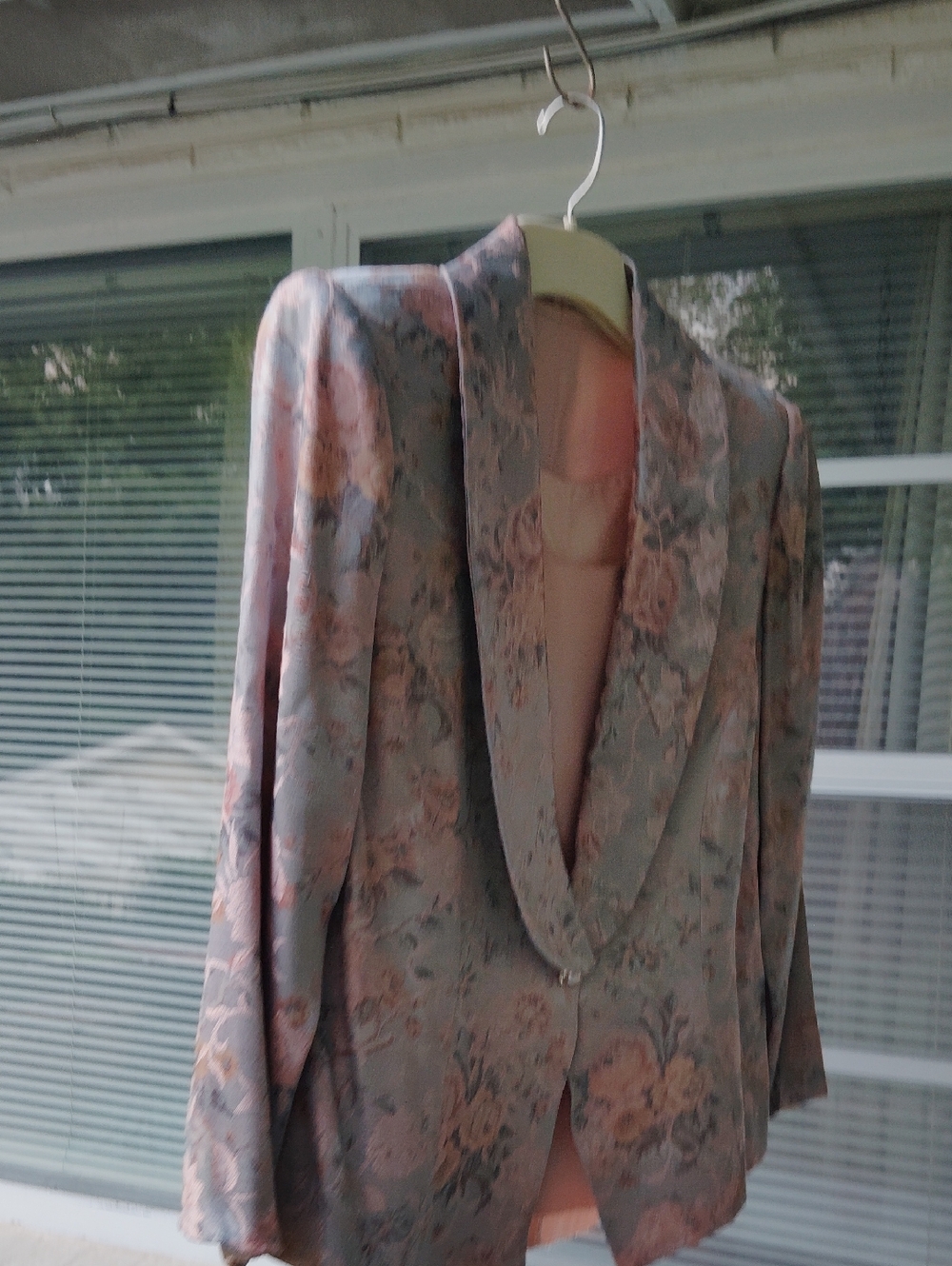 Elegant Pink Coral Floral Shawl Collar Women's Blazer,Skt, Tank, Und Tan 4 Pc